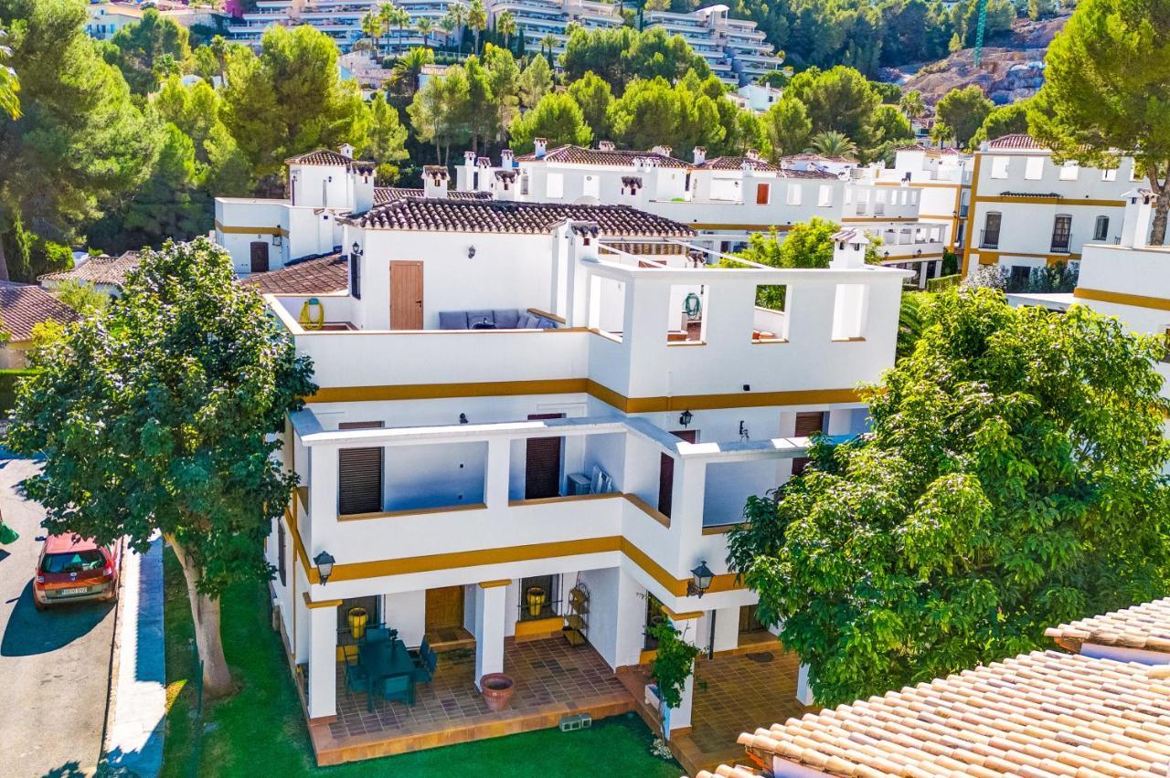 Ruhiges Eckreihenhaus Mit Pool In La Sella Zarzas One Denia Villa Pedreguer Eksteriør bilde
